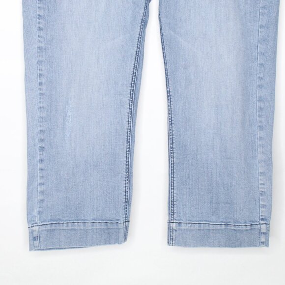 White House Black Market Patch Pocket Jean Capris - Picture 3 of 12